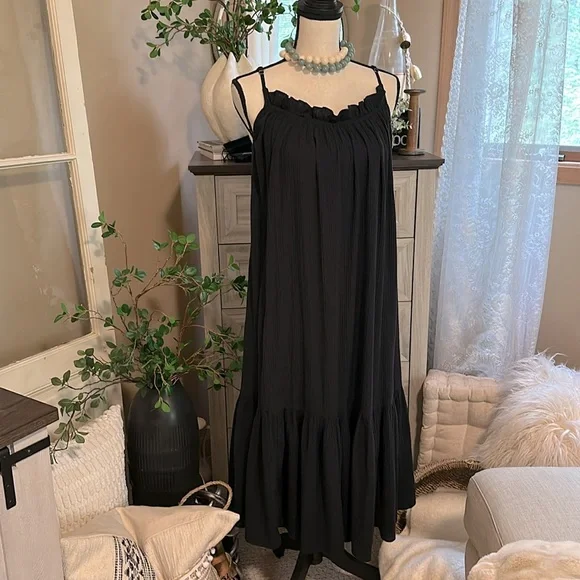 💵 J CREW Ruffle Beach Dress in Airy Gauze | Black - Picture 3 of 13